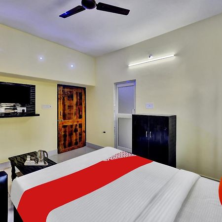 Oyo Flagship 81058 Royal Regalia Hotel Bhubaneswar Eksteriør billede