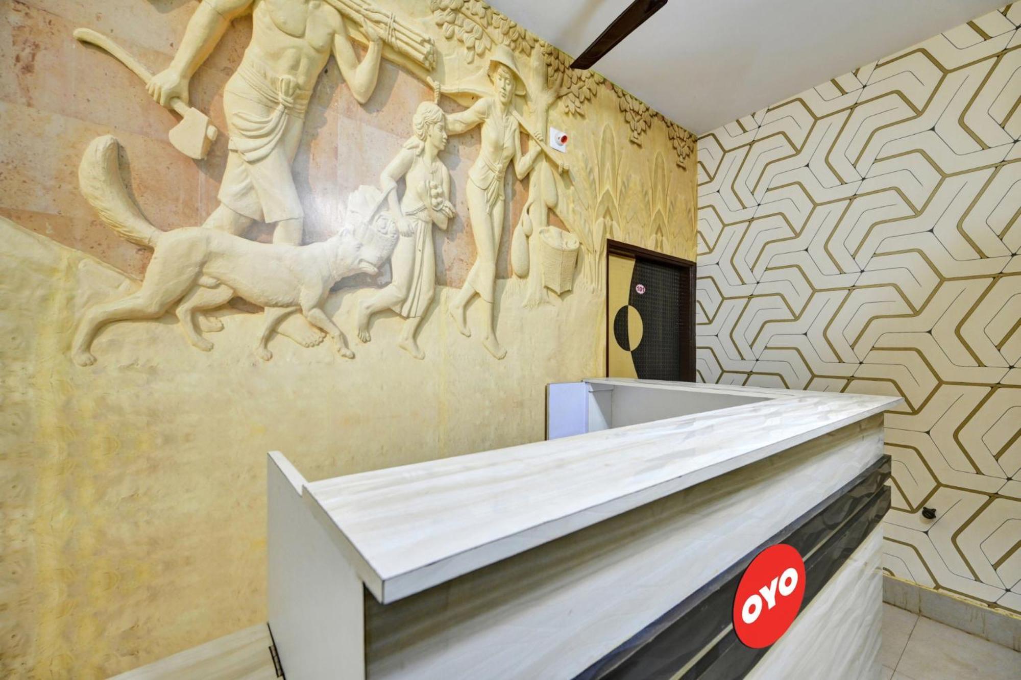 Oyo Flagship 81058 Royal Regalia Hotel Bhubaneswar Eksteriør billede